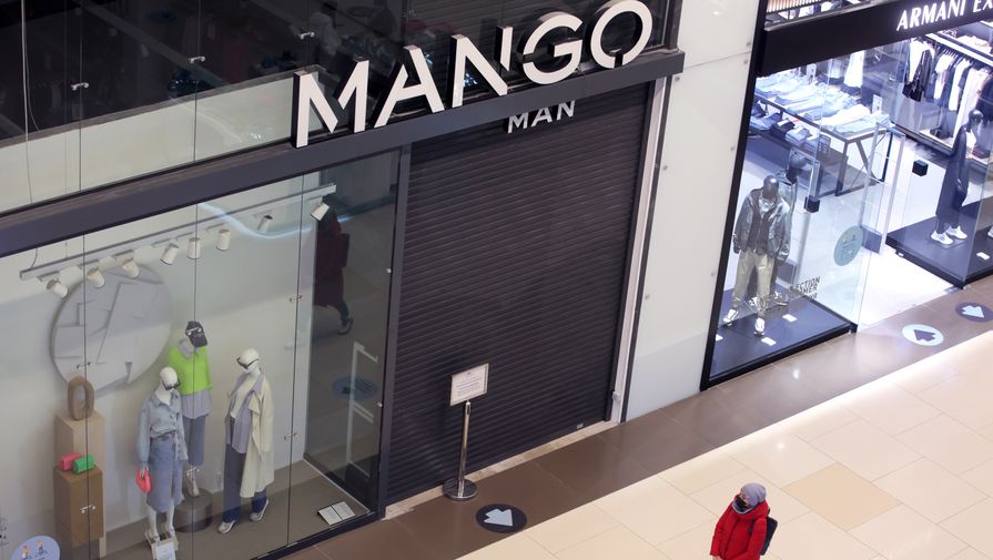 Известия сообщили, что количество магазинов одежды Mango в России может сократиться