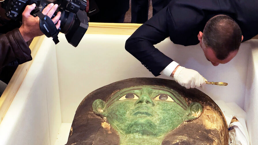 США вернули Египту украденный саркофаг древнего жреца