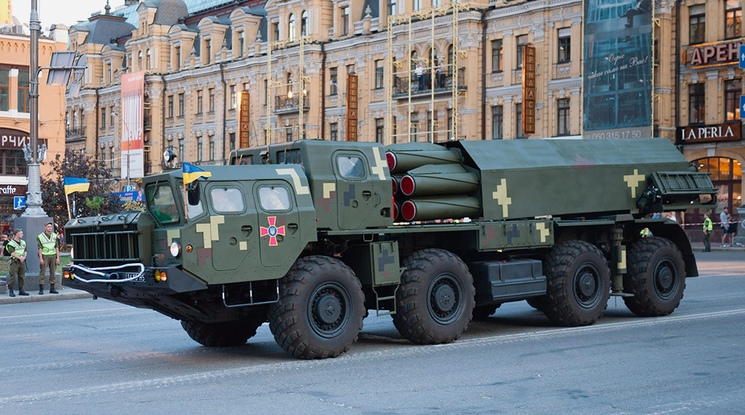 В Минобороны сообщили о борьбе ПВО против украинских ракет в небе над  Белгородом - Газета.Ru | Новости