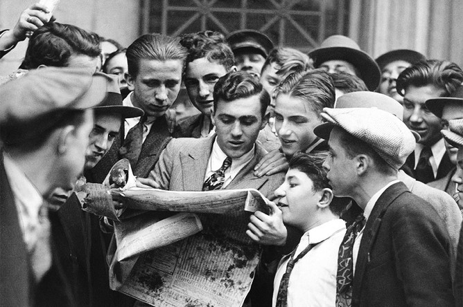 За 7 лет с 1922 года по 1929 промышленный индекс Dow Jones вырос более чем в 6 раз, с 63,90 пунктов до 381, 17 пунктов. Рост индекса подстегивал биржевую эйфорию в США – многие домохозяйства вкладывали свои средства в акции, ожидая дальнейшего роста их стоимости