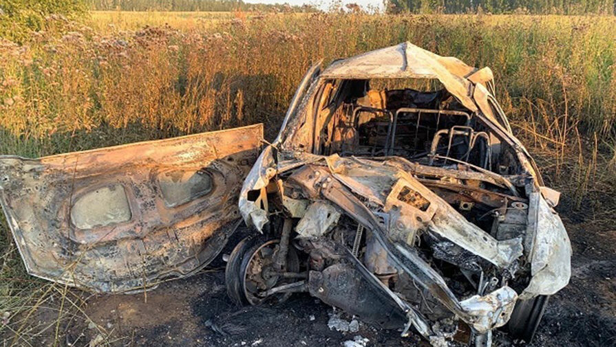 В Челябинской области водитель заживо сгорел в автомобиле после ДТП