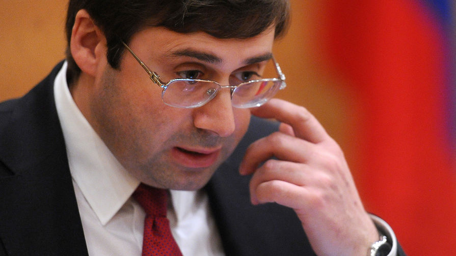 Зампред Центробанка Сергей Швецов на парламентских слушаниях в Госдуме, 2013 год