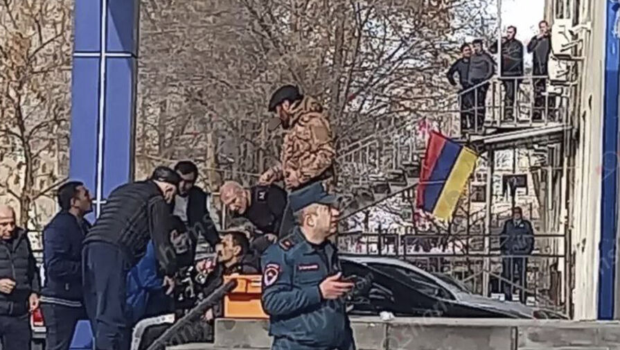 Власти Армении освободили всех задержанных во время уличных акций в Ереване