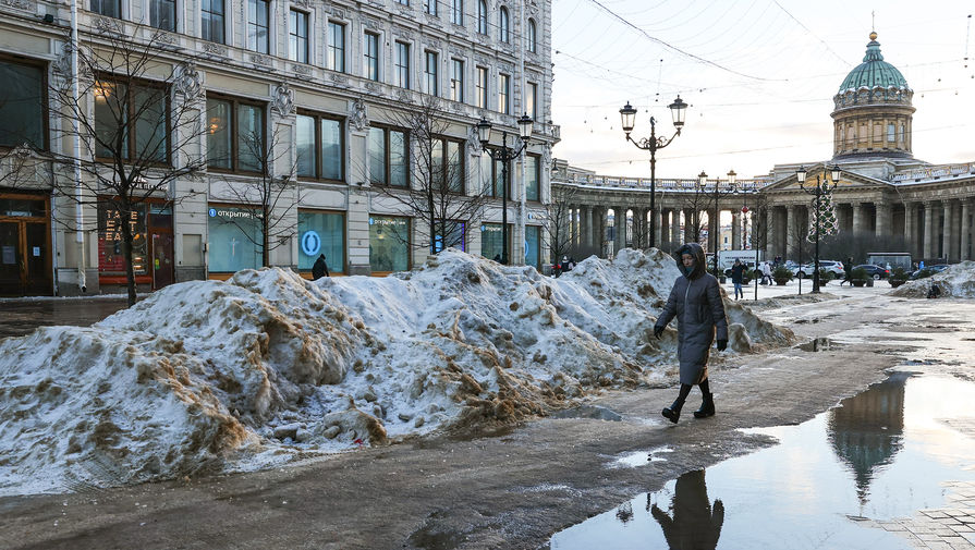 Губернатор Санкт-Петербурга обвинил "влиятельных людей" в заказе информационной кампании