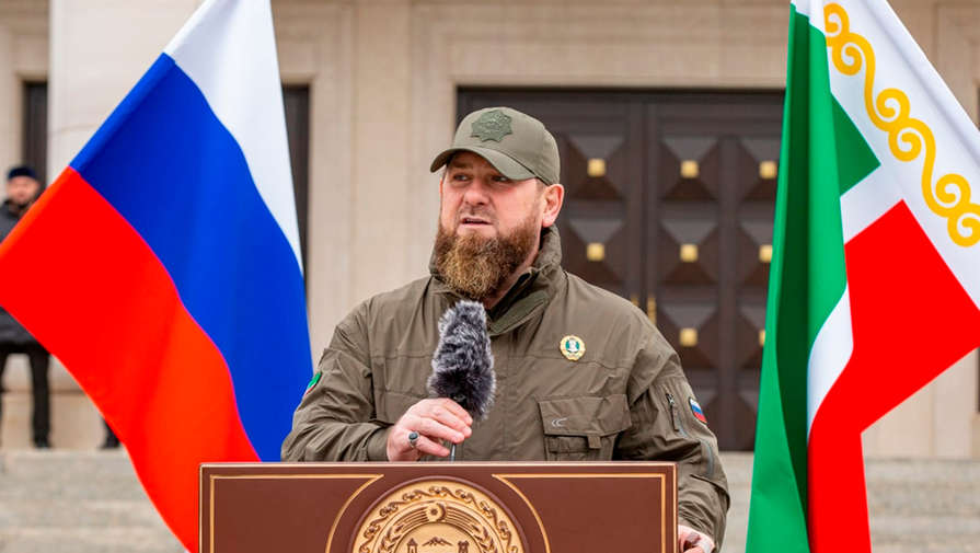 Кадыров поздравил россиян с Днем народного единства