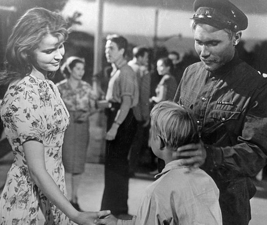 Тамара Семина, Коля Чурсин и Василий Шукшин в фильме «Два Федора», 1958 год