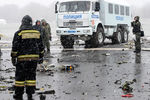 На месте крушения пассажирского самолета Boeing-737-800, разбившегося при посадке в аэропорту Ростова-на-Дону