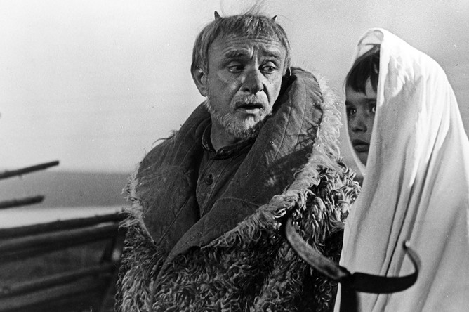 Кадр из детского фильма «Деревня Утка» (1977)