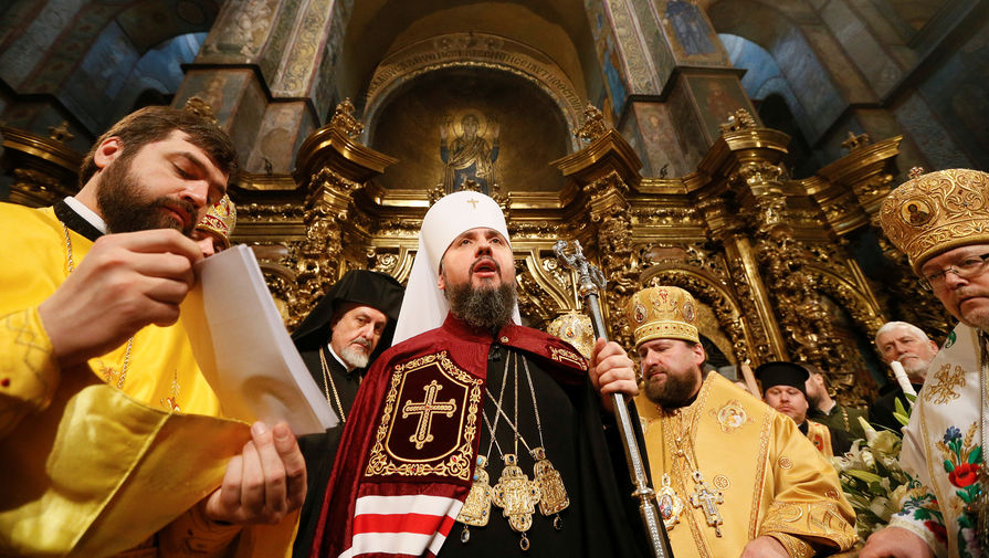 Митрополит Киевский и всея Украины Епифаний во время церемонии интронизации в киевском Соборе Святой Софии, 3 февраля 2019 года