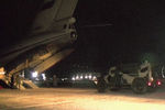 Погрузка военной техники и личного состава в тяжелые военно-транспортные самолеты Ил-76 на аэродроме в Ульяновске перед отправлением в Нагорный Карабах, 10 ноября 2020 года