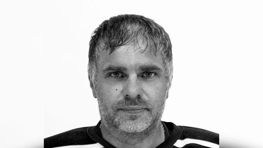 Российский хоккеист Константин Гнездилов умер после матча в Новосибирске