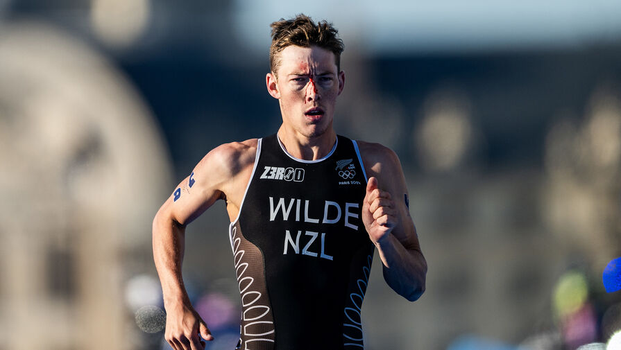 Новозеландский триатлонист рассказал о симптомах кишечной палочки после заплыва в Сене