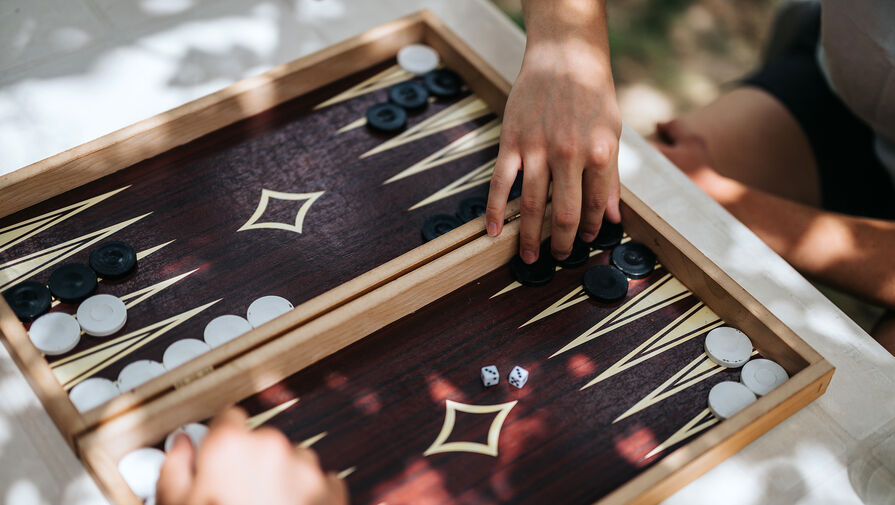 Россия выиграла 17 медалей на турнире по нардам