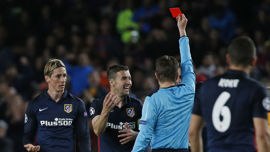 Фернандо Торрес получил красную карточку спустя 10 минут после забитого гола.
