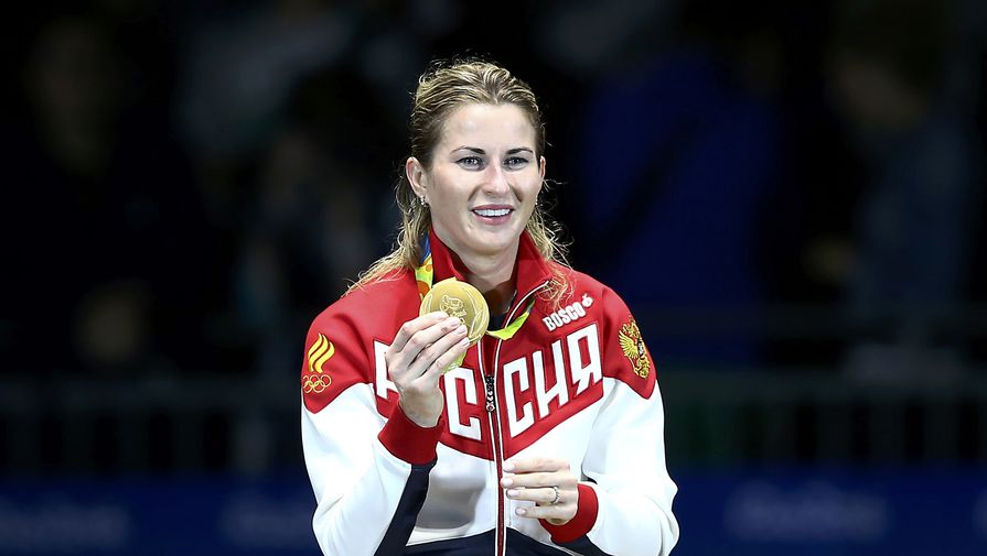 Российская рапиристка Инна Дериглазова стала чемпионкой Олимпийских игр, победив в&nbsp;финальном поединке итальянку Элизу Ди Франчиску со счетом 12:11