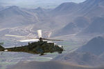 Республика Афганистан (Исламская республика Афганистан). Вертолет «Ми-24» направляется на боевое задание. Район дороги Кабул - Герат. Республика Афганистан, 1988 год