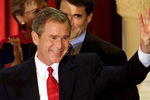Президент США Джордж Буш во время выступления в Палате представителей в Остине, 13 декабря 2000 года