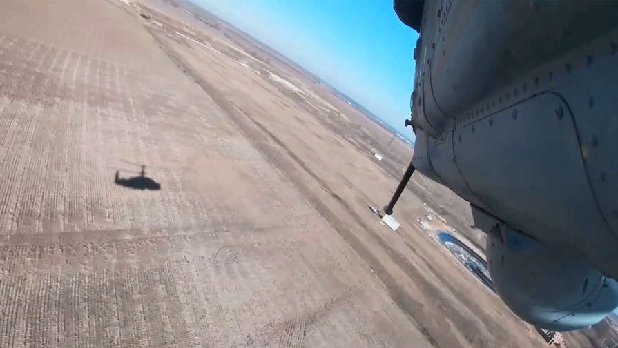 Минобороны РФ показало кадры уничтожения вертолетами Ка-52 скрытых позиций ВСУ