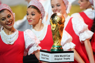 Кубок чемпионата мира по футболу на официальной жеребьевке чемпионата мира по футболу 2018, 1 декабря 2017 года