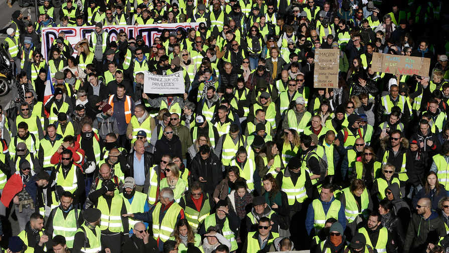 Протесты &laquo;желтых жилетов&raquo; против повышения цен на&nbsp;топливо, Париж, Франция, 8 декабря 2018 года