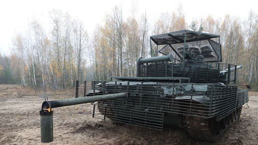 Белорусский Т-72 оснастили печкой-обманкой