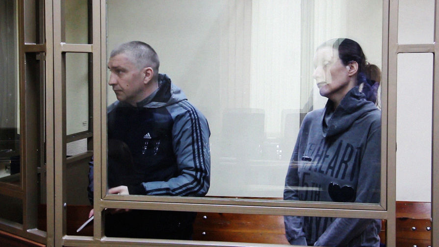 Анна Сухоносова и Дмитрий Долгополов во время вынесения приговора в Северо-Кавказском окружном военном суде в Ростове-на-Дону, 28 февраля 2019 года