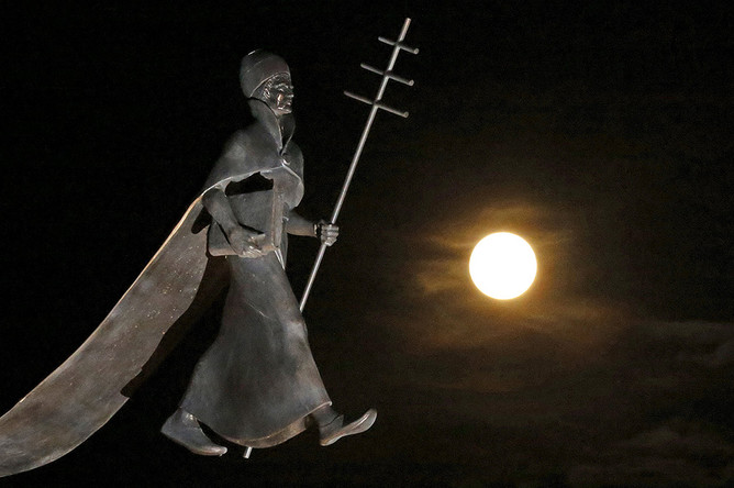 Полное лунное затмение в Эгисхайме