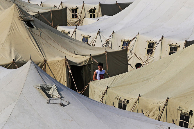 ФМС предложила создать систему временных лагерей для содержания мигрантов по всей России