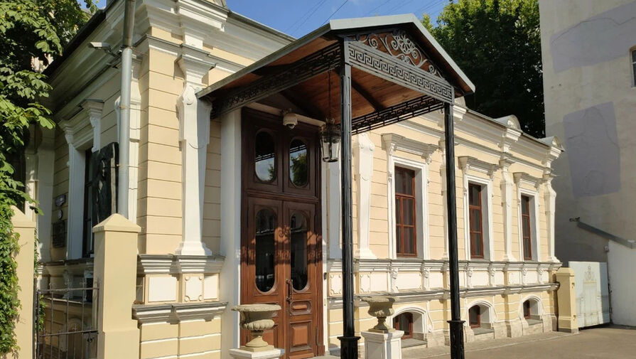 Mash: ФНС арестовала счета Модного дома Юдашкина за неуплату налогов