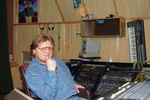 Певец и композитор Юрий Антонов в студии звукозаписи, 1996 год 