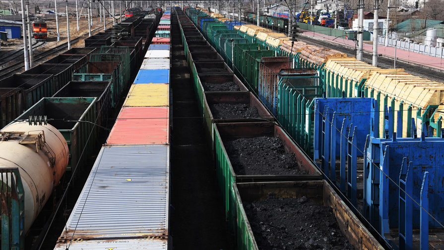 Экспорт российского угля в апреле снизился более чем на 20%
