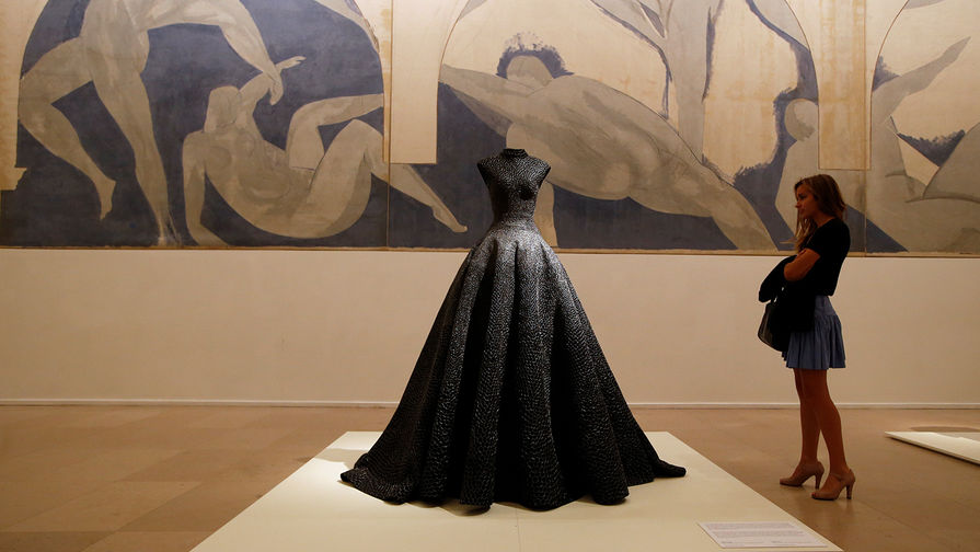 Ретроспектива одежды дизайнера Аззедина Алайи в&nbsp;парижском музее моды в&nbsp;2013