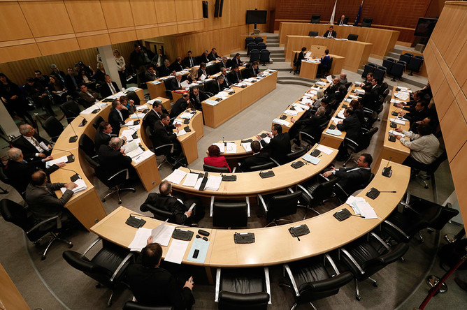 Парламент Кипра утвердил план оздоровления финансовой системы