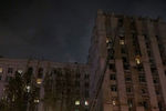 Тушение пожара в жилом здании («Доме нефтяников») на набережной Тараса Шевченко в Москве, 15 ноября 2020 года