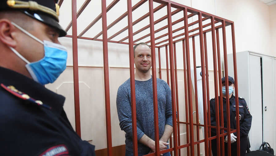 Осужденного на 9 лет тюрьмы сына экс-губернатора Иркутской области освободили досрочно