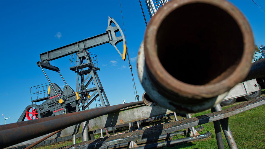 Reuters: Казахстан захотел продавать до 1,5 млн тонн нефти в год через Баку в обход России