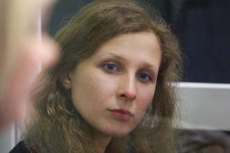 Суд снял взыскания с заключенной активистки Pussy Riot Марии Алехиной