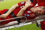 Полузащитник «Баварии» Бастиан Швайнштайгер сломал ключицу, в связи с чем он может пропустить до шести недель