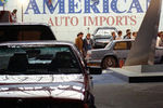 Продажа американских автомобилей в павильоне «Космос», 1995 год