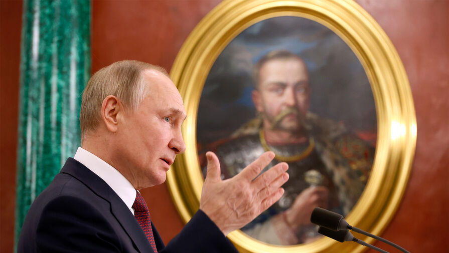 Путин заявил о надежной работе российских банков