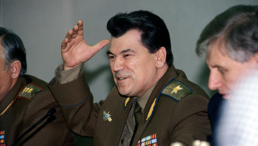 Министр обороны СССР Евгений Шапошников, 1991 год