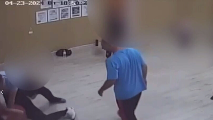 На Кубани избиение тренера по танцам отцом воспитанника попало на видео