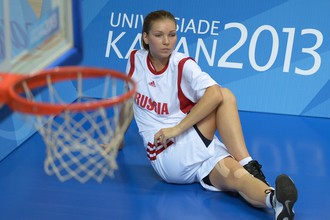 Татьяна Абрикосова старается не огорчать бабушку