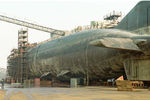 АПЛ «Курск» в плавучем доке ПД-50 на судоремонтном заводе в Росляково, 29 октября 2001 года
