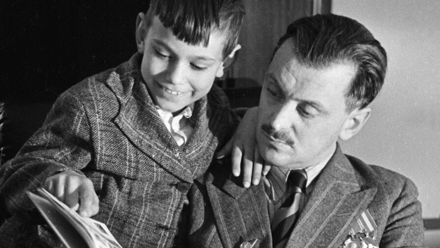 Урок Разговоры о важном посвятили Сергею Михалкову в день его 110-летия