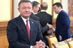 Министр транспорта РФ Роман Старовойт перед заседанием правительства РФ, 2024 год
