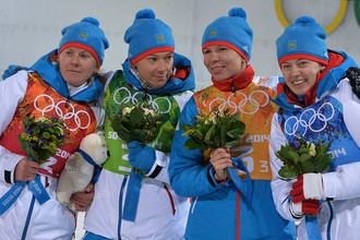 Российские биатлонистки Яна Романова, Ольга Зайцева, Екатерина Шумилова, Ольга Вилухина