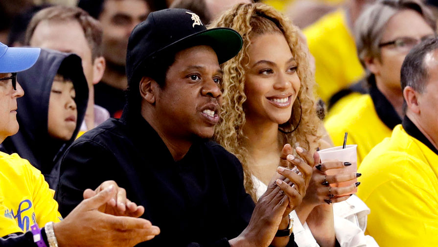 Фанаты раскритиковали особняк Бейонсе и Jay Z за $200 млн, сравнив его с военным бункером