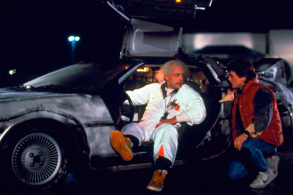 Кадр из фильма «Назад в будущее» (1985)