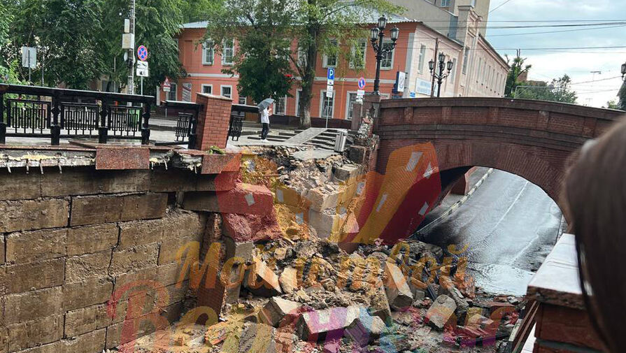 Опора моста XIX века не выдержала подтопления в Воронеже